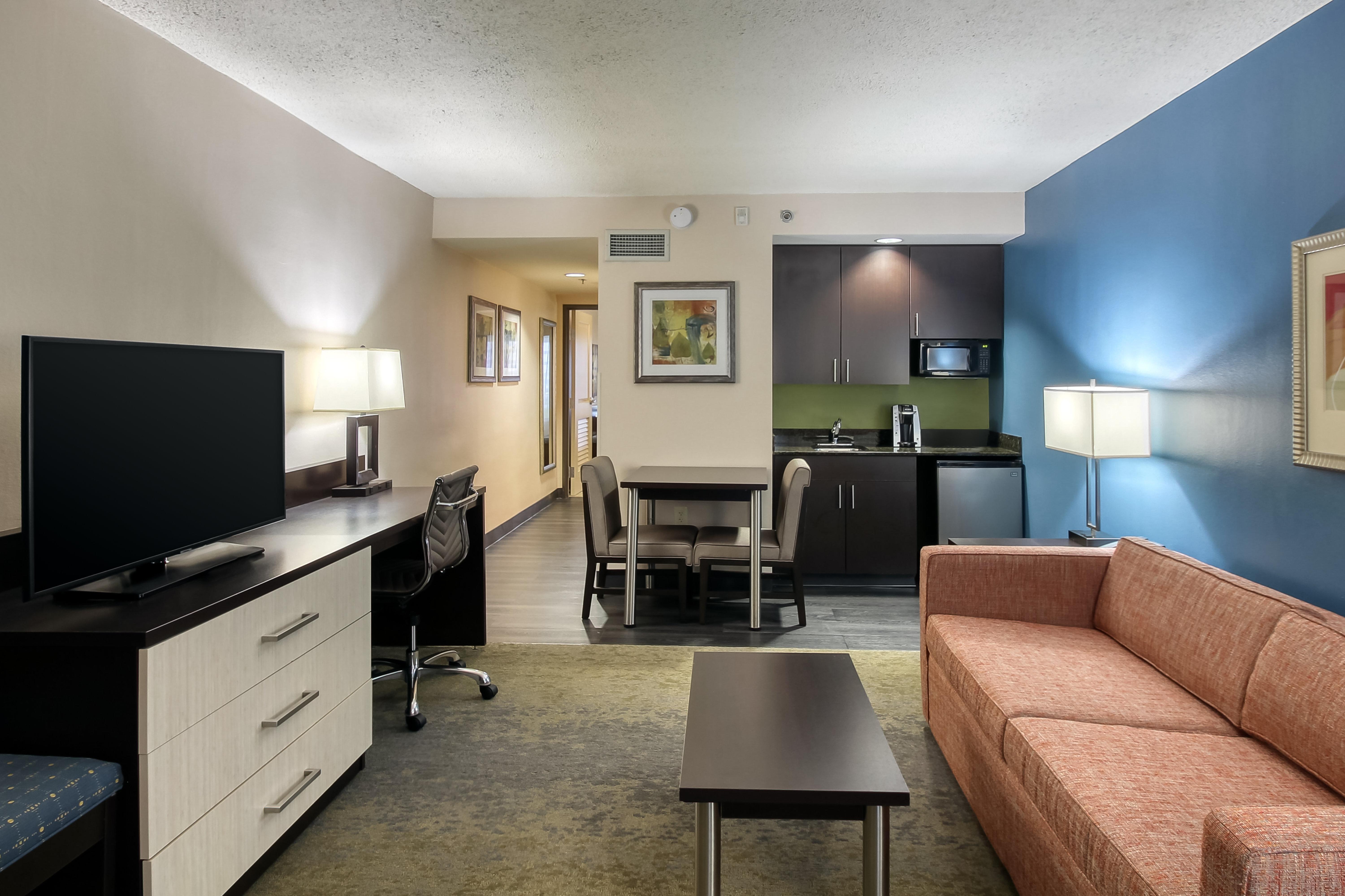 Holiday Inn & Suites Atlanta Airport North By Ihg Колледж Парк Экстерьер фото