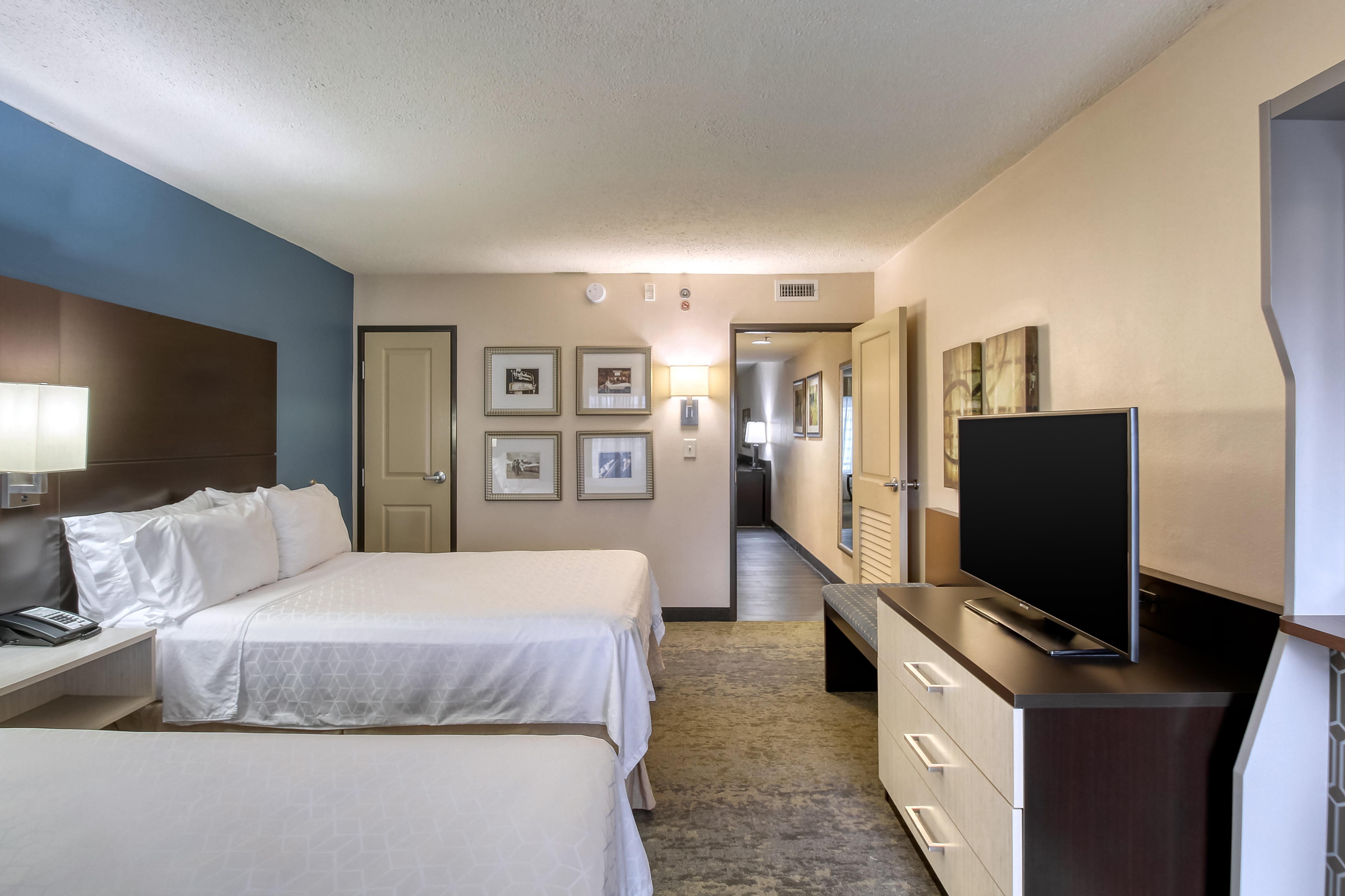 Holiday Inn & Suites Atlanta Airport North, An Ihg Hotel Экстерьер фото