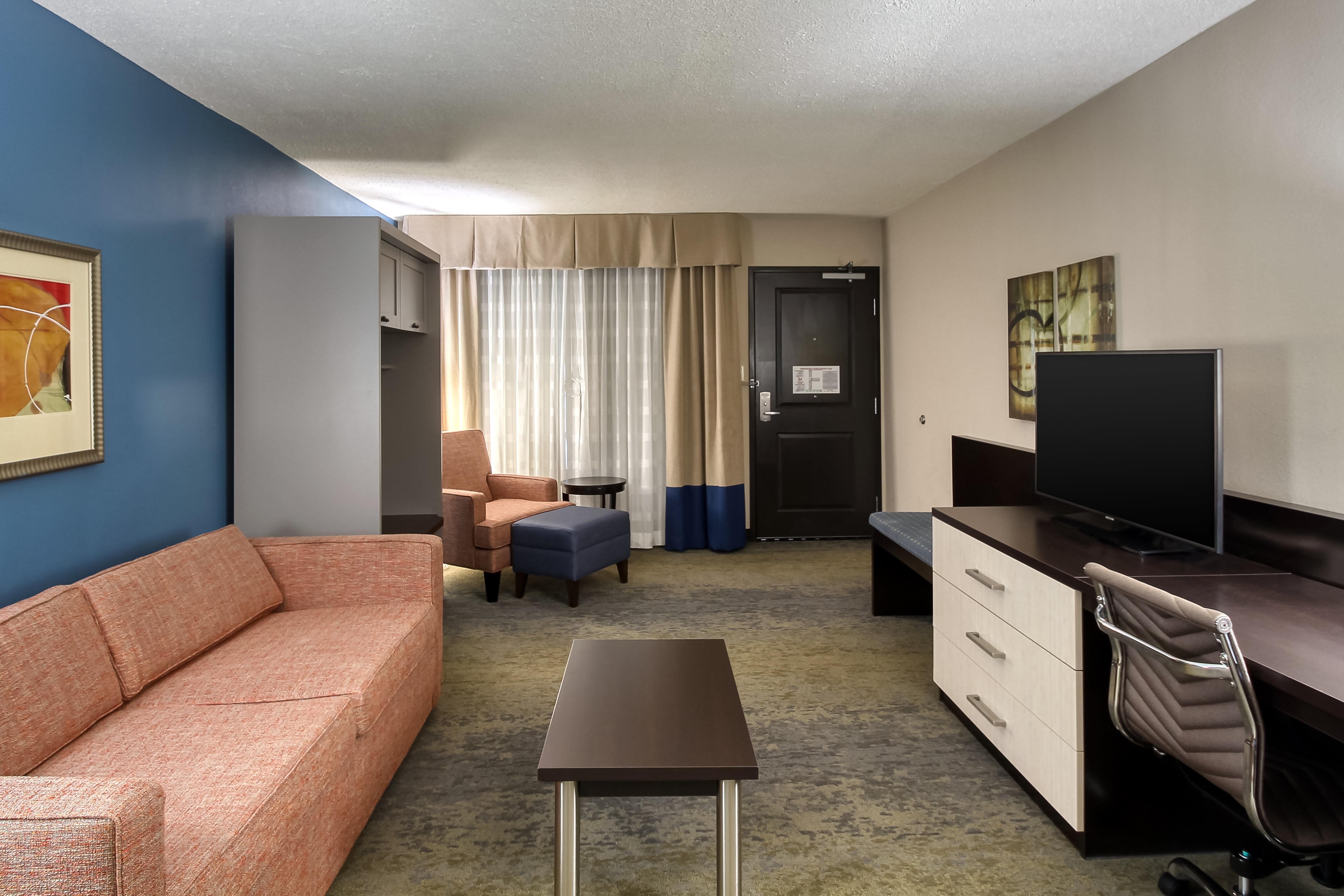 Holiday Inn & Suites Atlanta Airport North By Ihg Колледж Парк Экстерьер фото