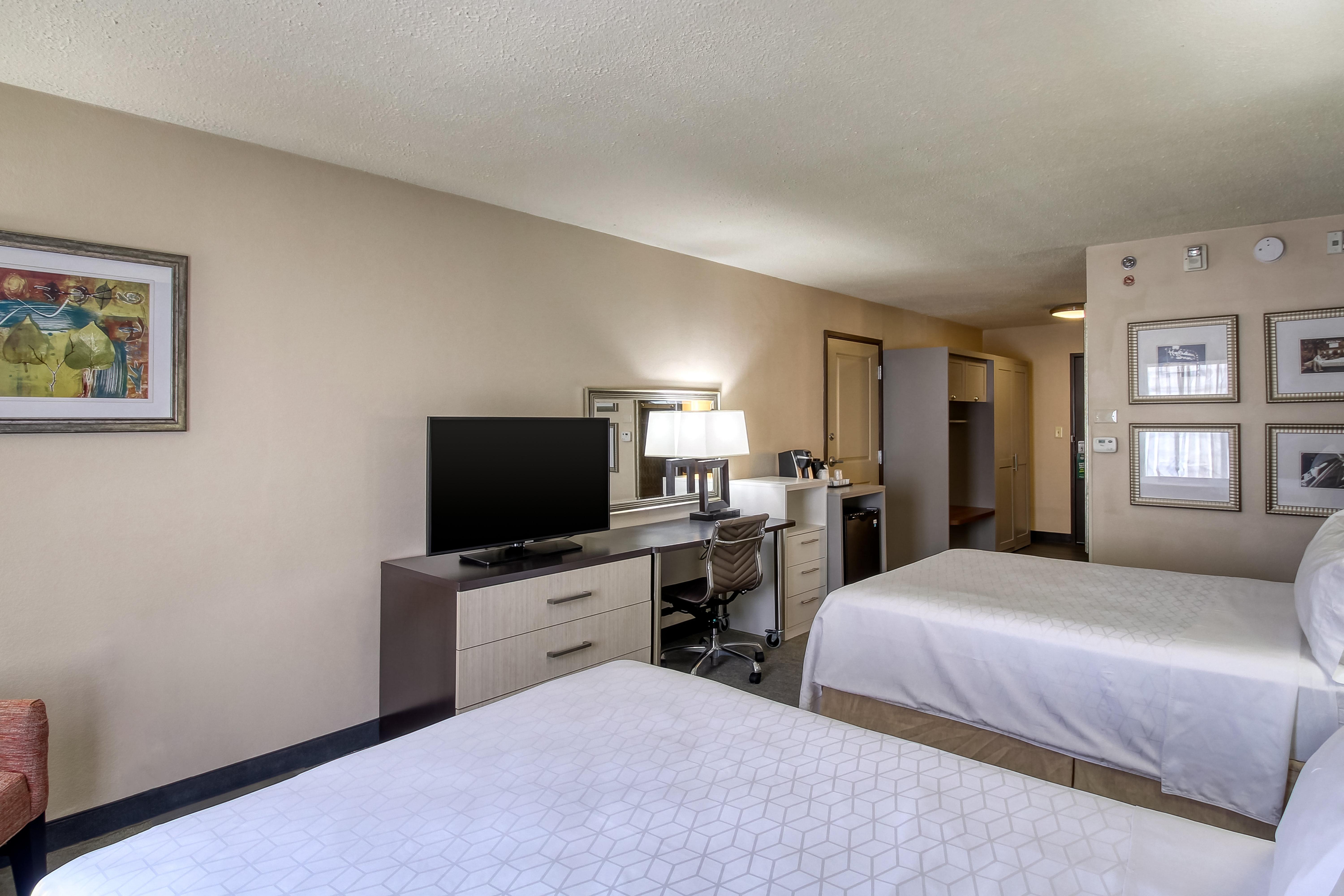 Holiday Inn & Suites Atlanta Airport North By Ihg Колледж Парк Экстерьер фото