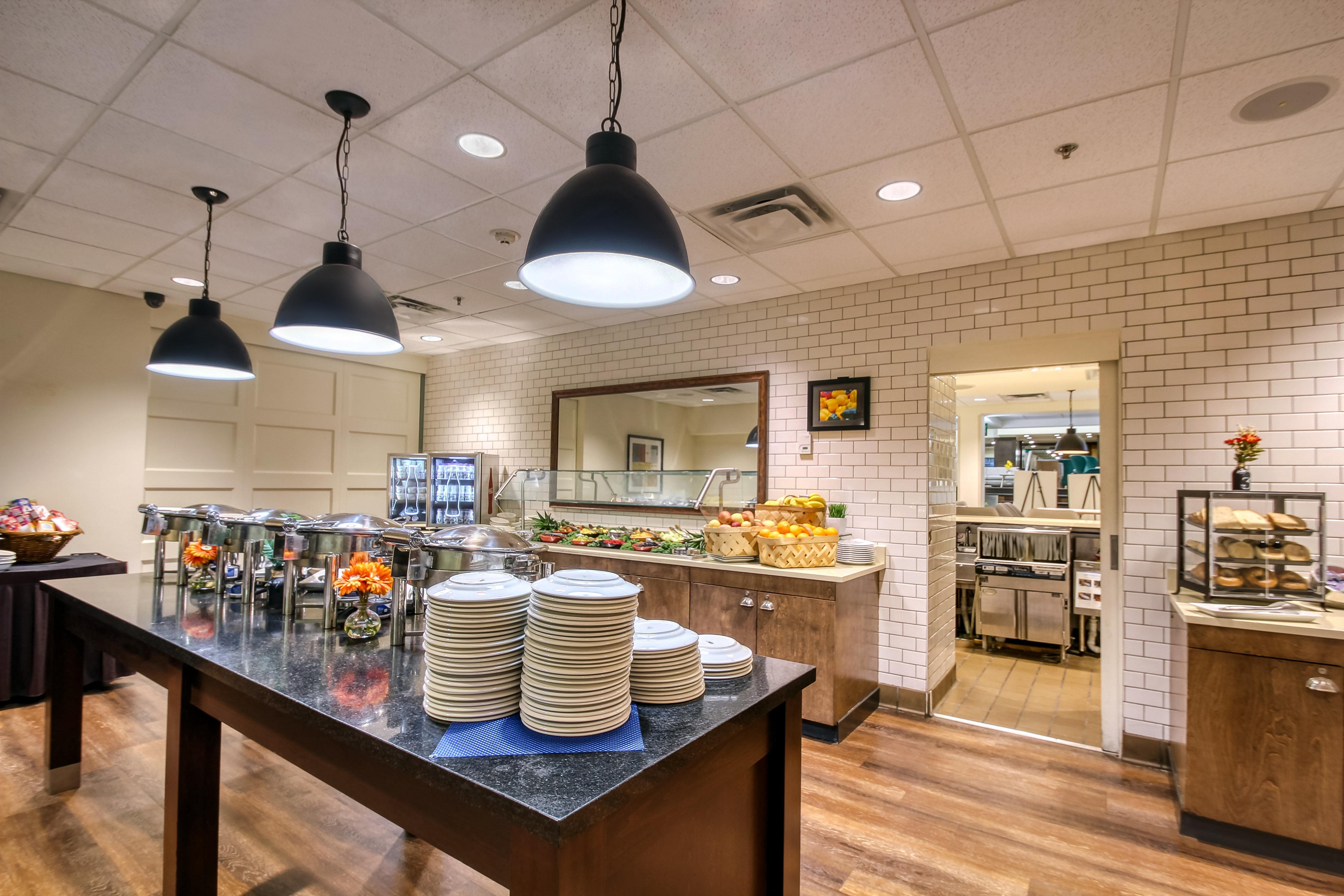 Holiday Inn & Suites Atlanta Airport North By Ihg Колледж Парк Экстерьер фото