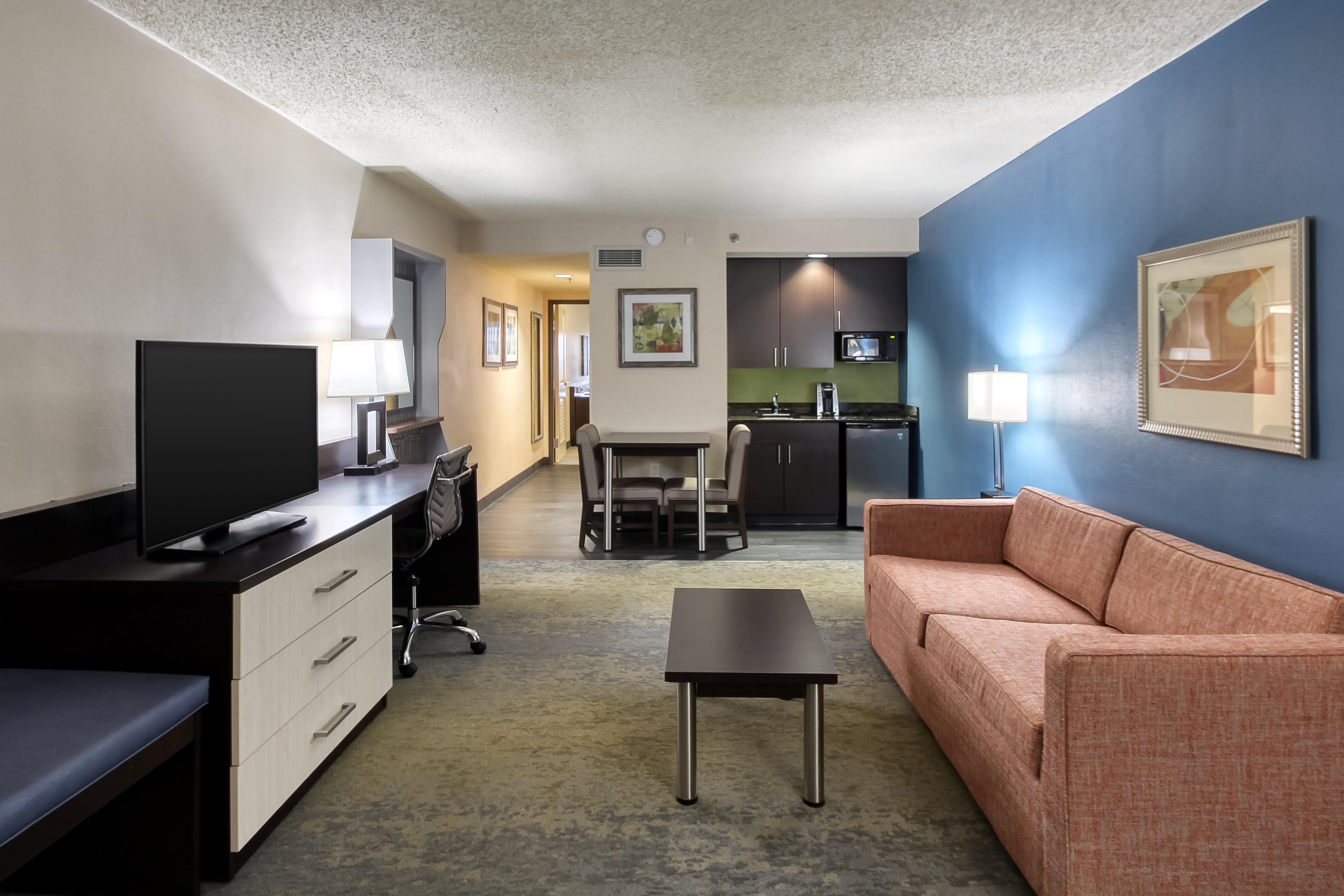 Holiday Inn & Suites Atlanta Airport North By Ihg Колледж Парк Экстерьер фото