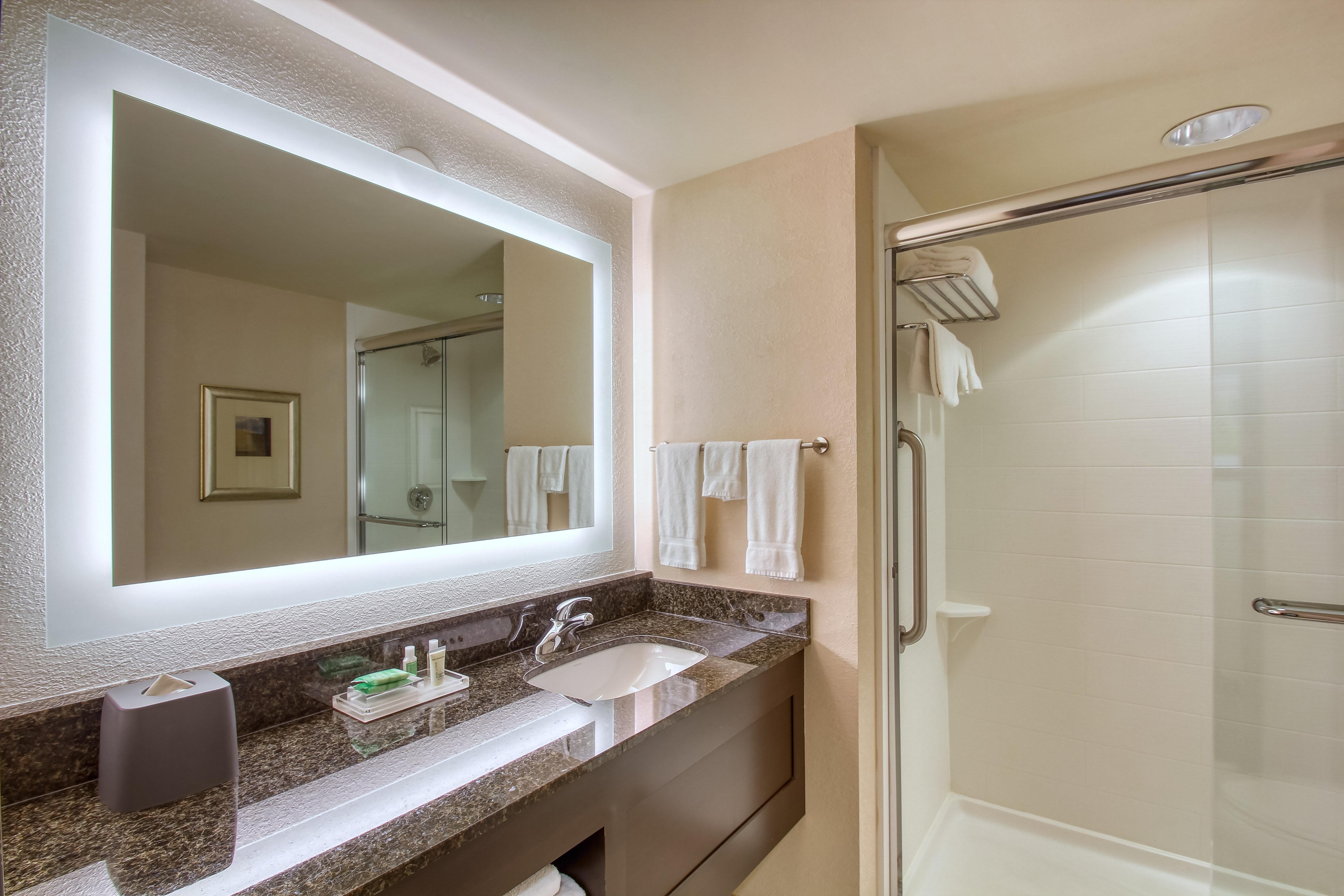 Holiday Inn & Suites Atlanta Airport North By Ihg Колледж Парк Экстерьер фото