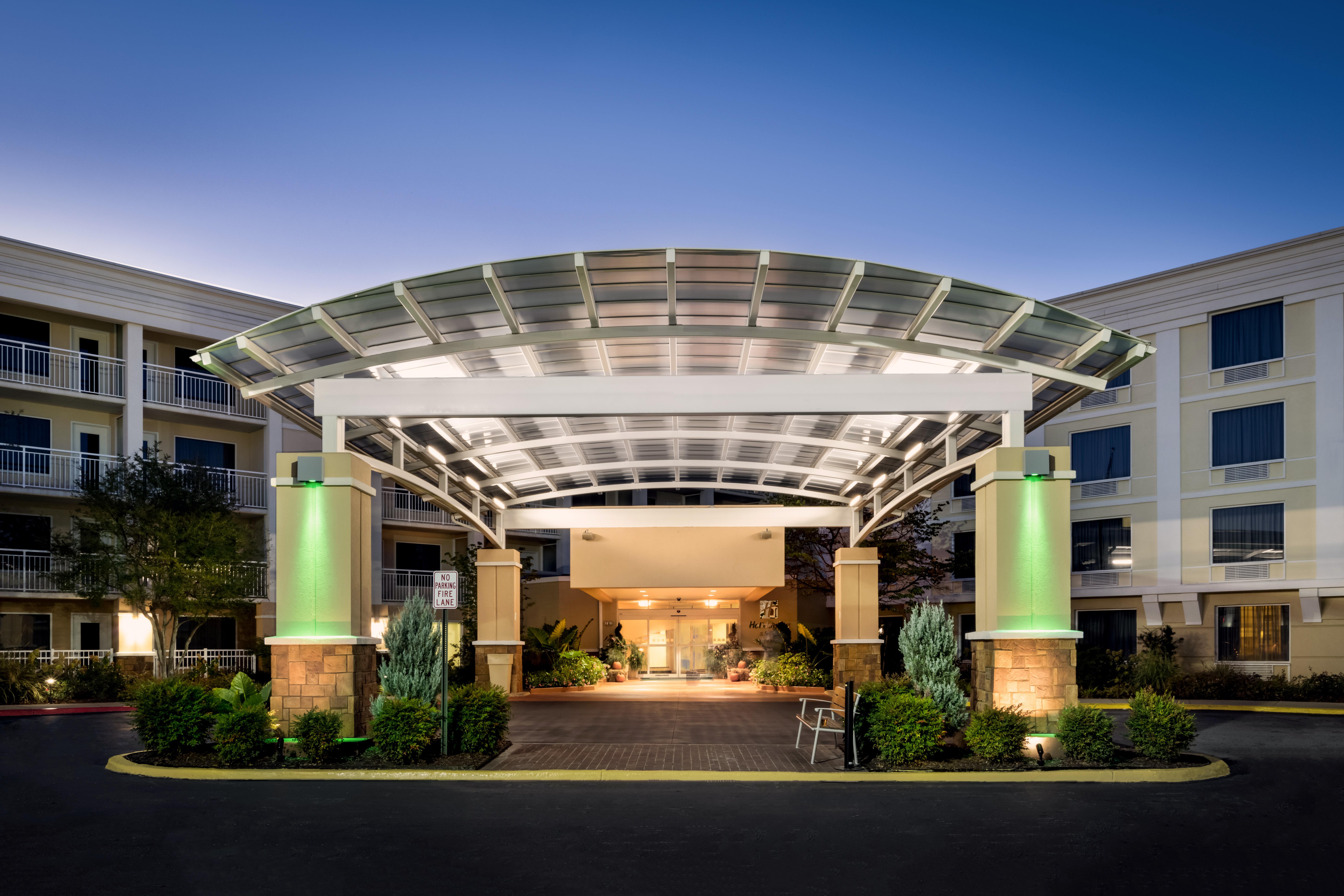 Holiday Inn & Suites Atlanta Airport North By Ihg Колледж Парк Экстерьер фото